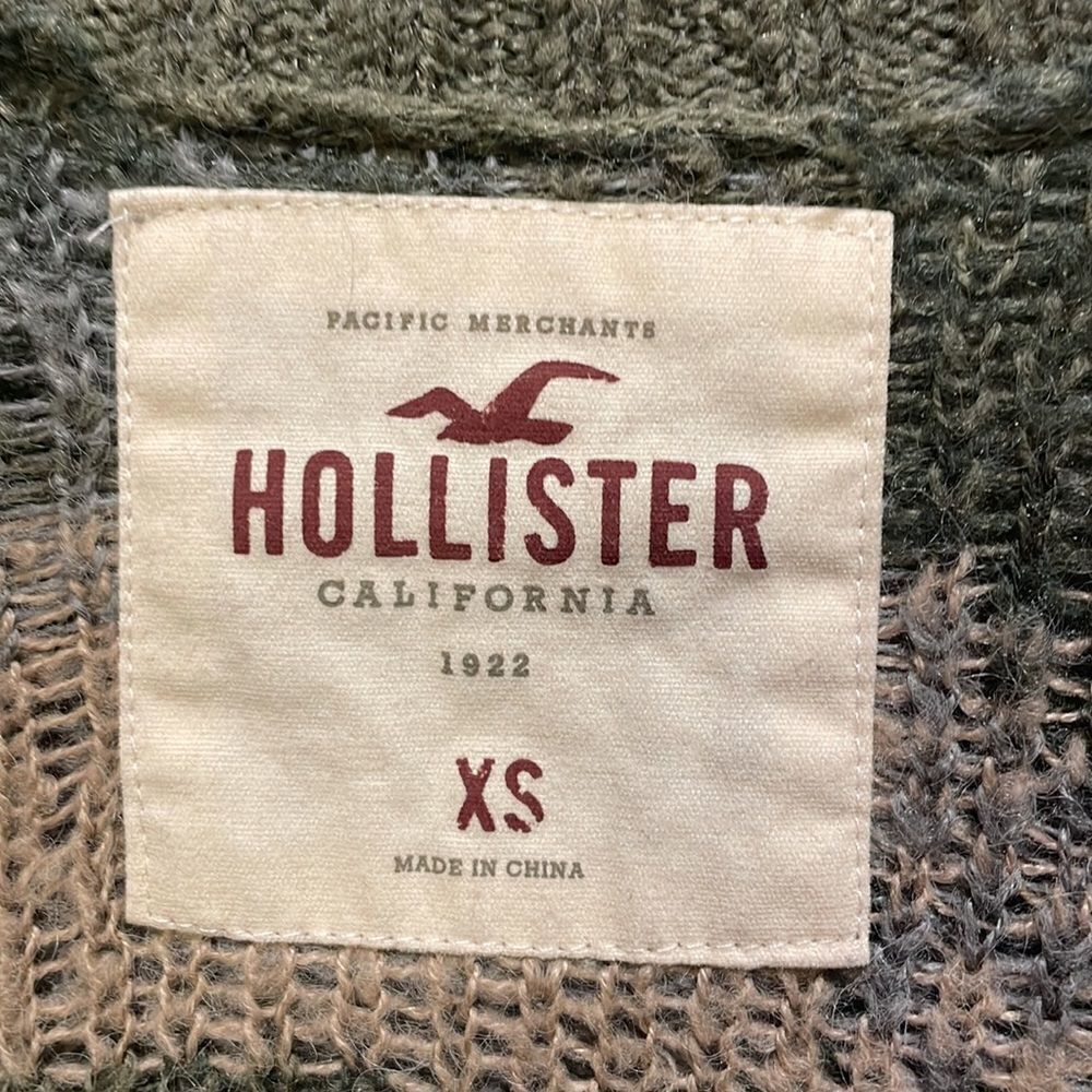 Hollister woman’s camo cardigan - Picture 5 of 9